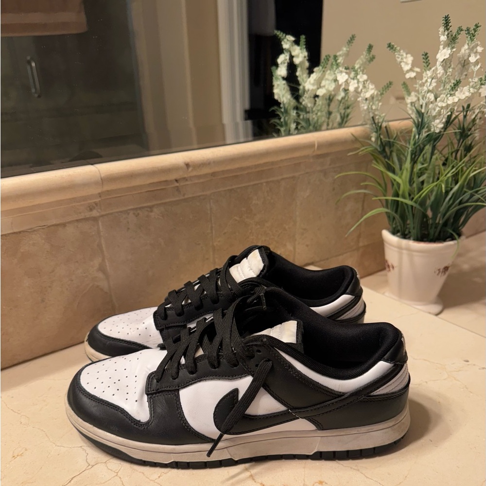 Nike Dunk Pandas Classic Black and White Low-Tops